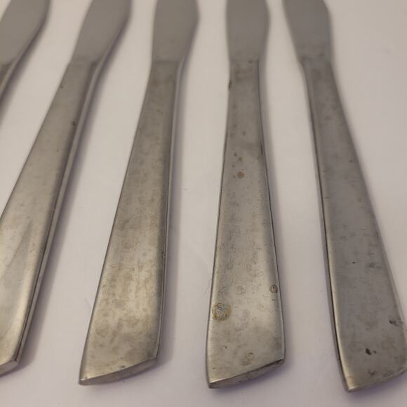 Set of 5 Solid Stainless Steel Dinner Steak Knives Japan Serrated Edge Pre-Owned - Picture 3 of 8